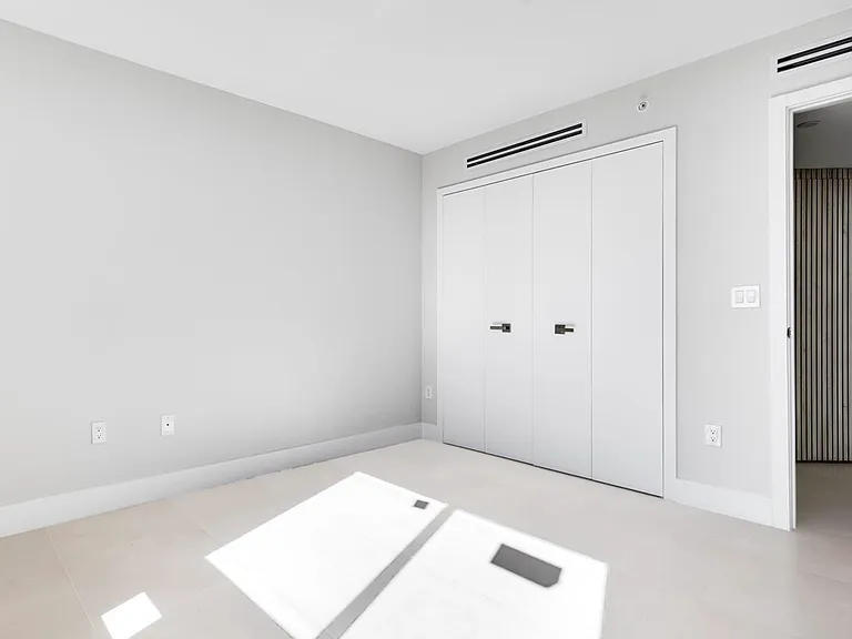 1330 West Ave #3304 — Photo 13