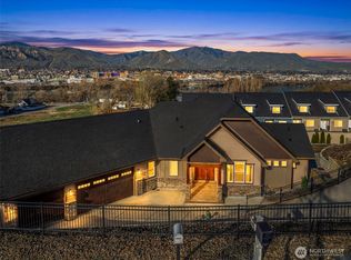 1330 N Arbor Terrace, East Wenatchee, WA 98802
