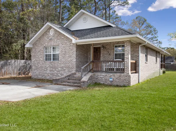 6708 Omaha St, Biloxi, MS 39532