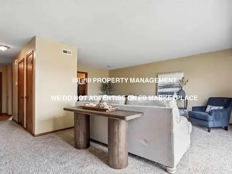 1107 Jeff Cir — Photo 8