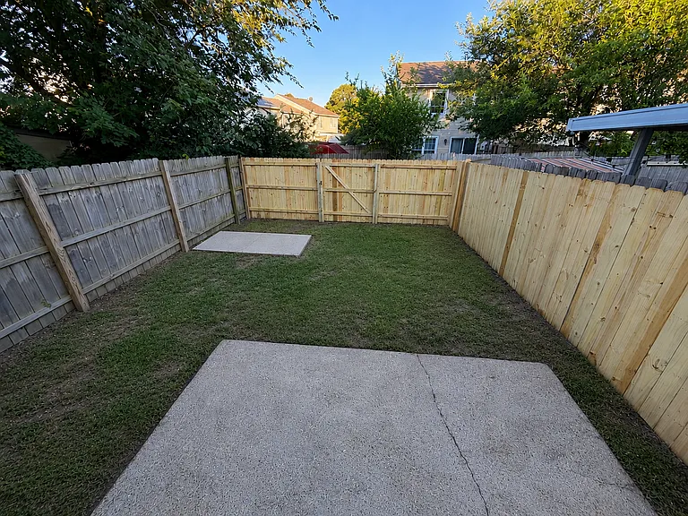 649 Governors Way — Photo 12