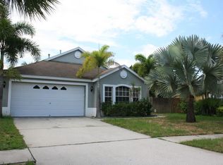 212 Gray Oak Dr, Tarpon Springs, FL 34689