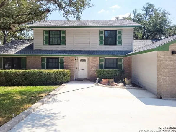 2010 Pinetree Ln., San Antonio, TX 78232
