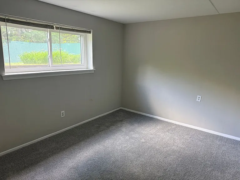 202 Stony Way — Photo 9