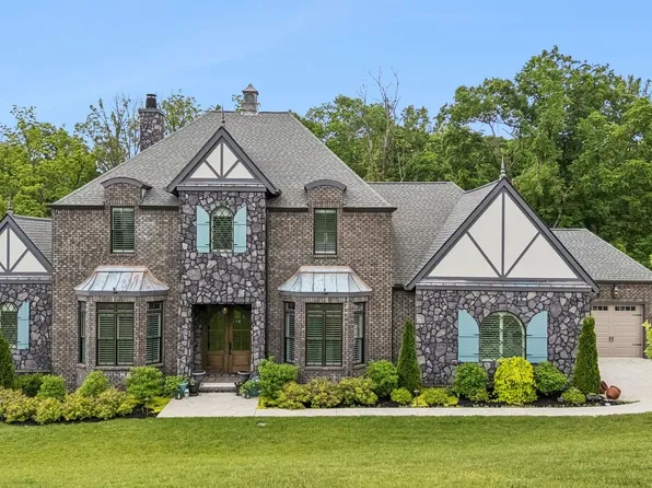 1601 Eastwood Dr, Brentwood, TN 37027