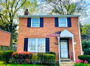 1216 S Columbus St, Arlington, VA 22204