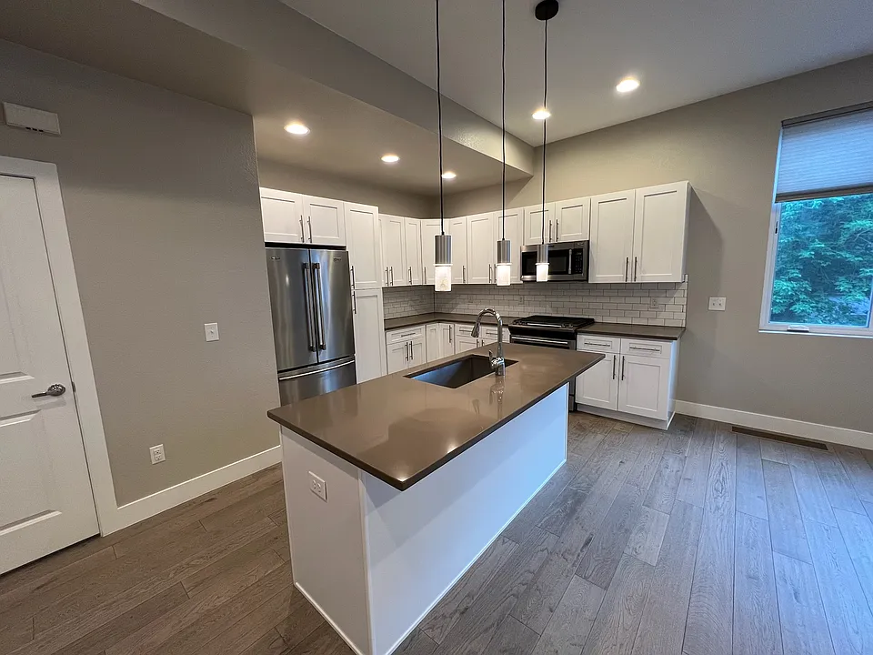 2819 W 25th Ave #3