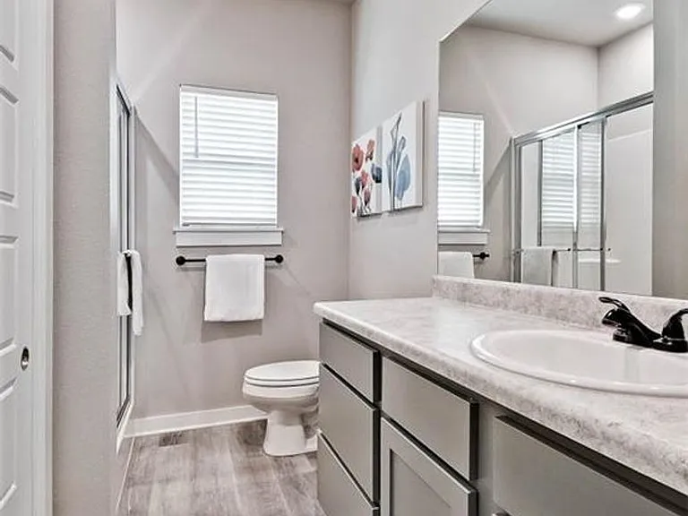 281 W Ash St #3 — Photo 11