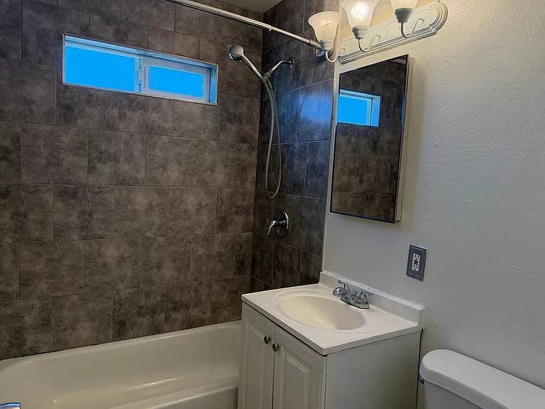 1329 E San Ramon Ave — Photo 13