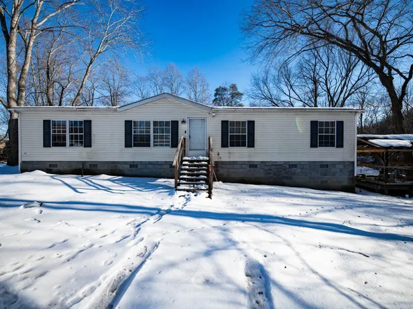 3218 King Rd, Barboursville, WV 25504