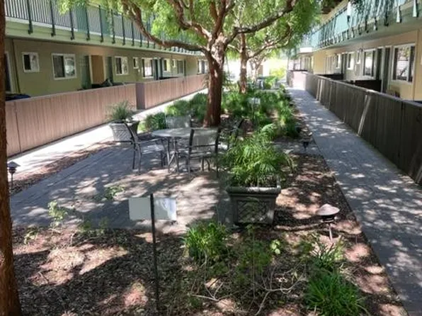 Wellsbury Apartment Homes