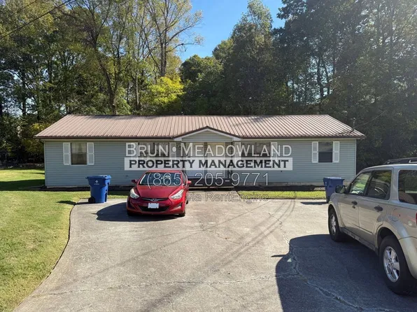 1900 Meadowview Ln, Knoxville, TN 37932
