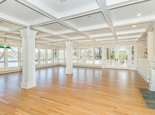 4 Lake End Pl, Mountain Lakes, NJ 07046