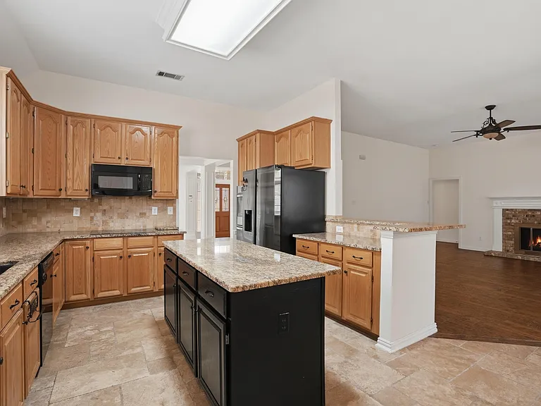 6613 Barclay Ln — Photo 13