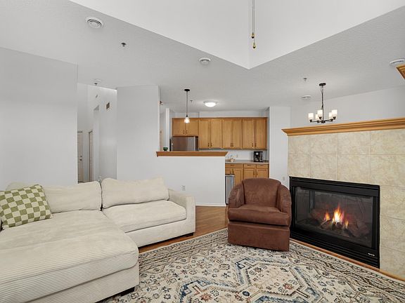 3rd image of 125 Stallion Ln