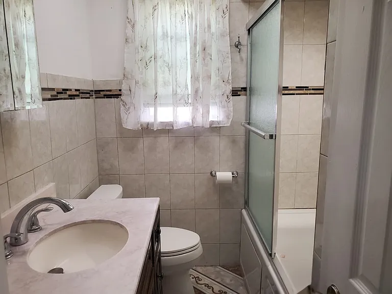 15 Westervelt Pl — Photo 12