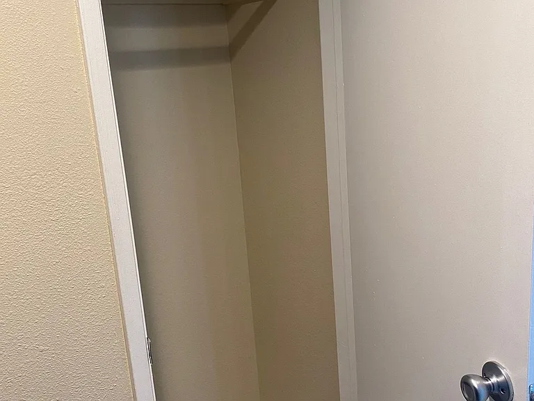 Hillcrest Palms Apartments — Photo 29