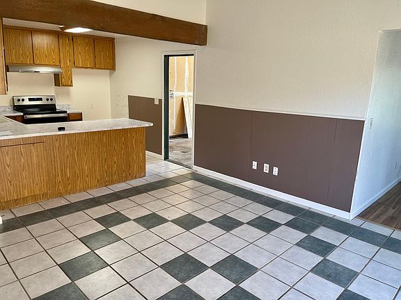 4th image of 7641 Lakewood Park Dr