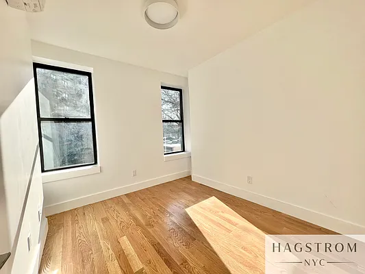 Rented by Hagstrom Management Inc | media 10