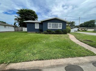 115 Trout St, Galveston, TX 77550