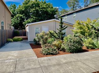 11916 SE Boise St, Portland, OR 97266