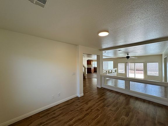 4th image of 10738 Sheridan Dawn Ct