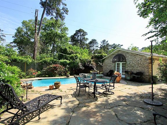 4th image of 222 Glencairn Ct