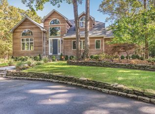 1 Millicent Dr, Southampton, NY 11968