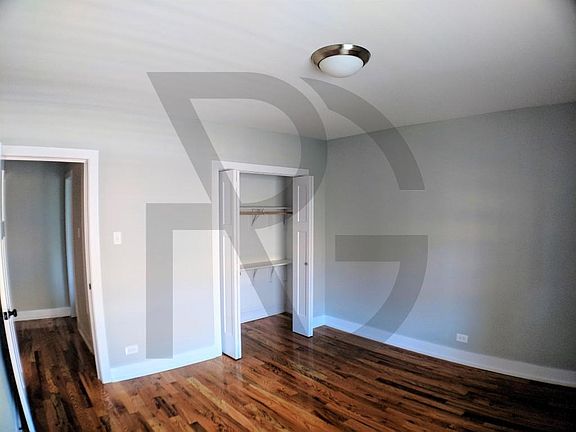 4th image of 550 W Arlington Pl #550210