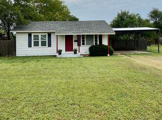 609 8th Ave, Canyon, TX 79015