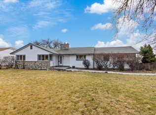 9814 E Upriver Dr, Spokane, WA 99206