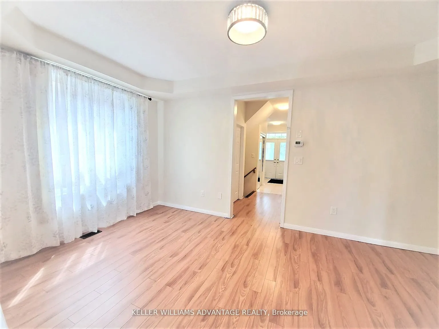 4 bed, $4,100 — Photo 2