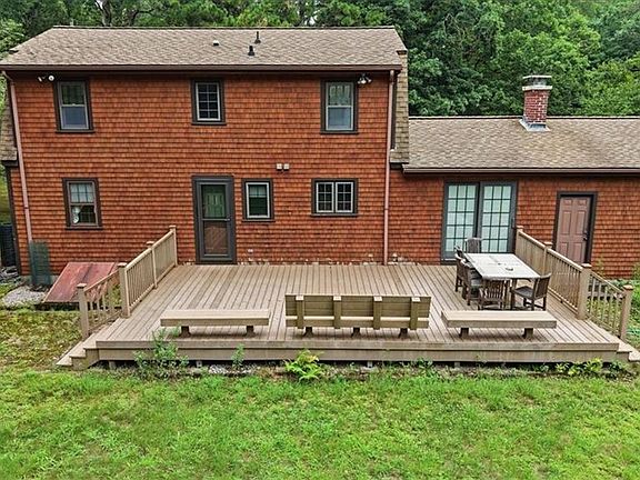 5th image of 346 Hillsdale Rd