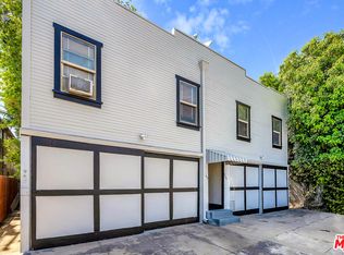 945 N Hilldale Ave #1/2, West Hollywood, CA 90069