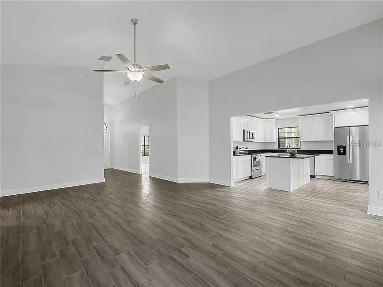 1463 E Brookshire Ct — Photo 8