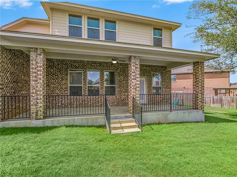2208 Legend Hill Dr — Photo 26