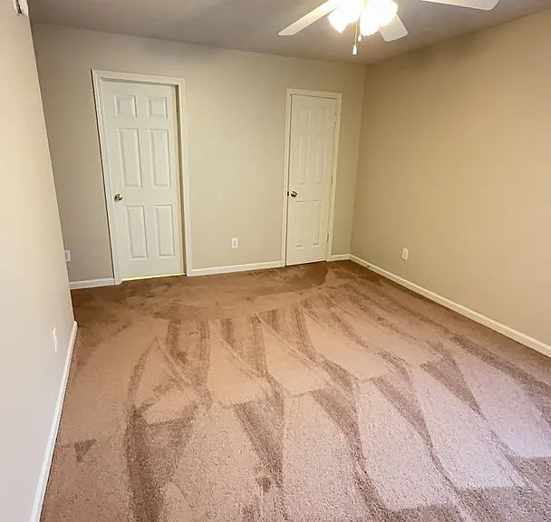 2616 E Oaklawn Ct — Photo 5