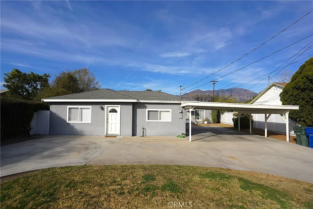 2 bed, 982 sqft, $2,800 — Photo 1