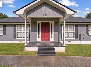 213 Poplar St UNIT B, Bowdon, GA 30108