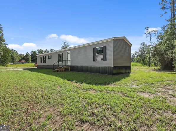 1126 E 121st Pl, Folkston, GA 31537