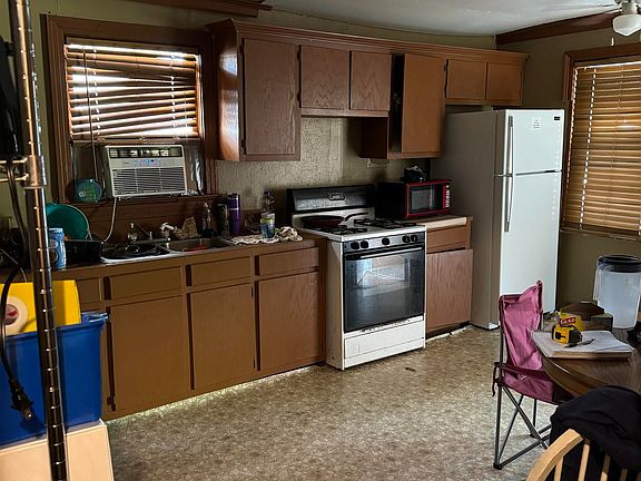 4th image of 57971 McArthur St