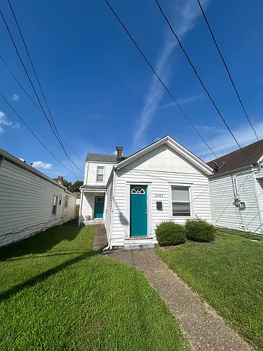 2141 Bradley Ave Photo 1