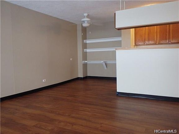 2nd image of 2415 Ala Wai Blvd APT 1204