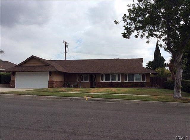 1st image of 656 Chapparal Dr