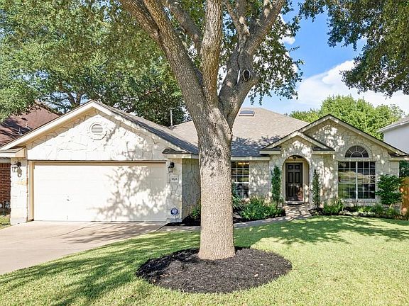 3rd image of 1828 Red Rock Dr
