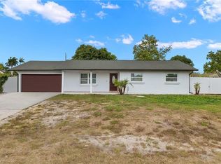 2095 51st St SW, Naples, FL 34116