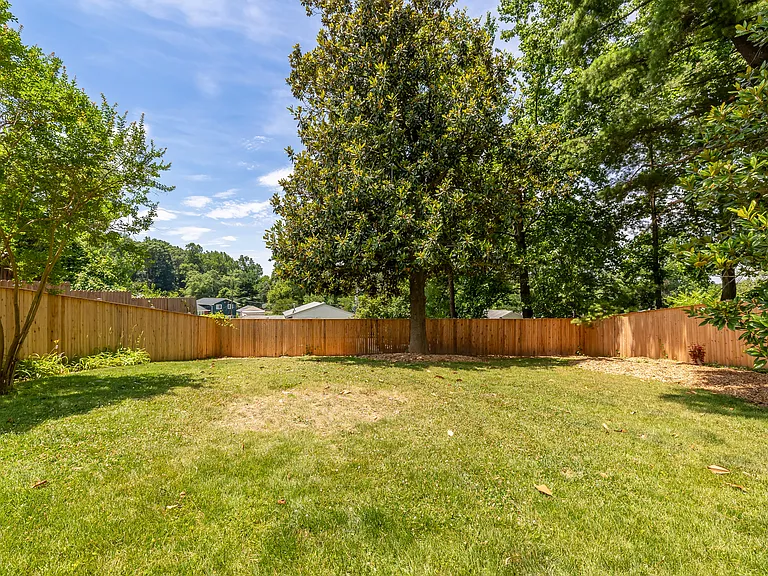 11834 Charles Rd — Photo 38