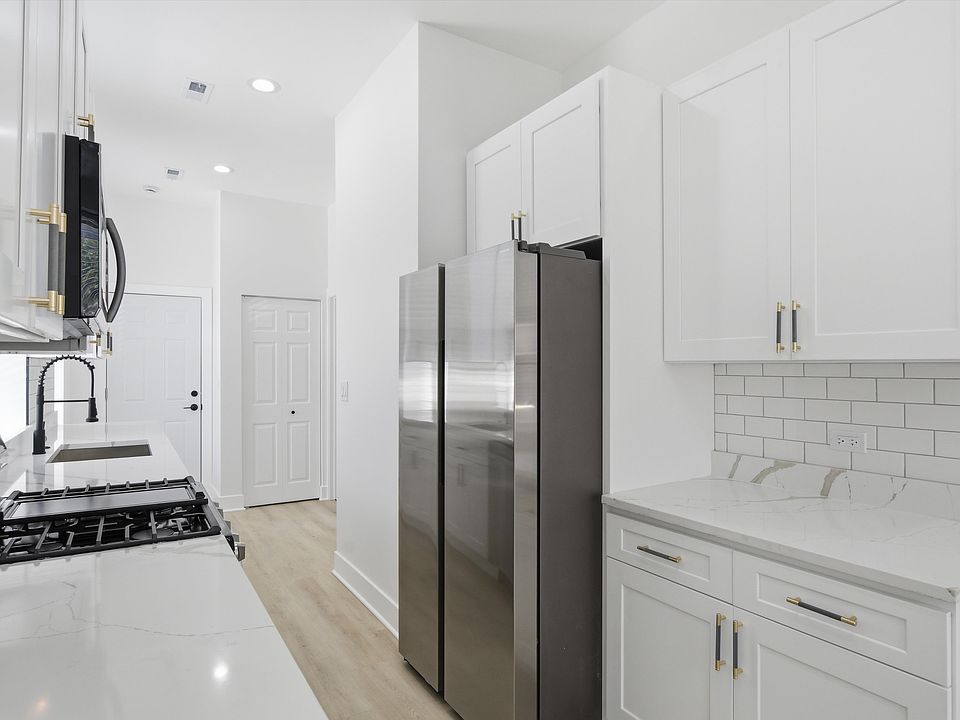 1st image of 1838 N Damen Ave Unit 2F