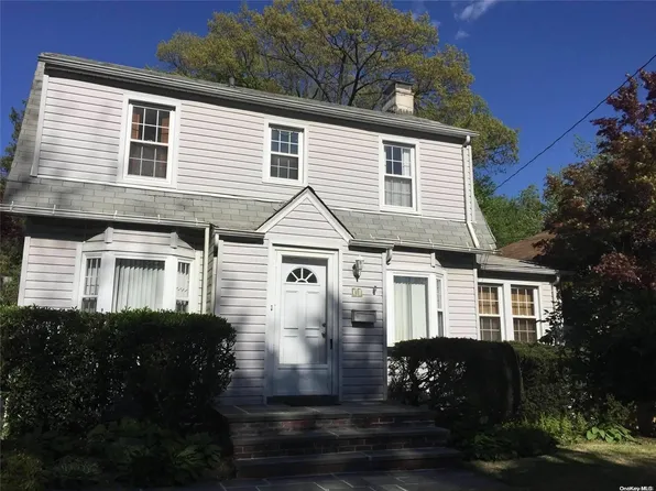 (undisclosed Address), Glen Cove, NY 11542