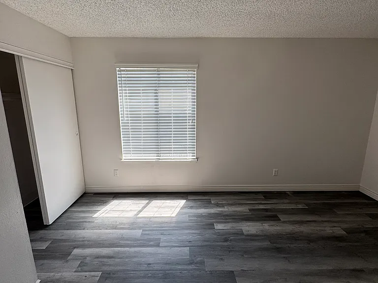 Enclave at Redwood — Photo 53